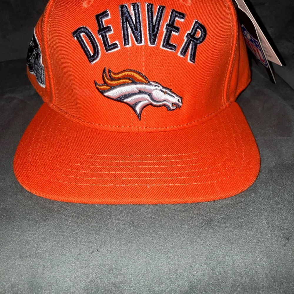 Denver Broncos SnapBack (Read Everything)